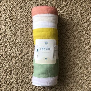 NWT Little Unicorn Cotton Muslin Swaddle